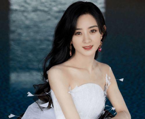 娱乐吃瓜杨紫赵丽颖,娱乐圈的“瓜王”对决，谁才是真正的吃瓜达人？